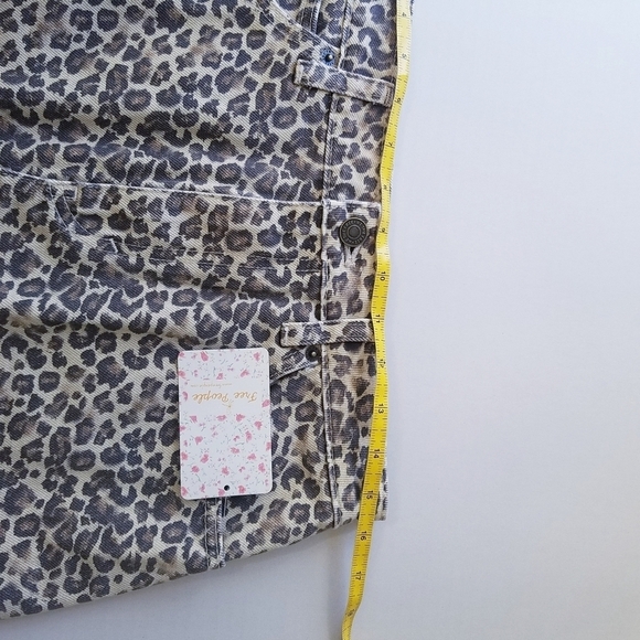 🌸 NEW Free People | Bailey Leopard Print Denim Skirt 29 - Picture 9 of 15
